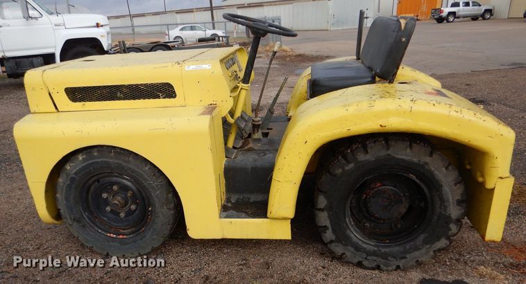 image for item MT9812 Clark Equipment CT80  aircraft tug