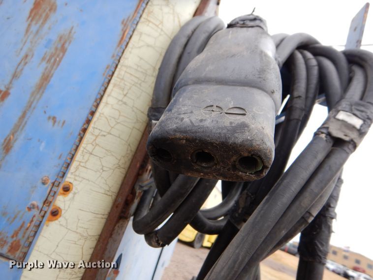 image for item MT9813 Hobart Brothers Company  generator