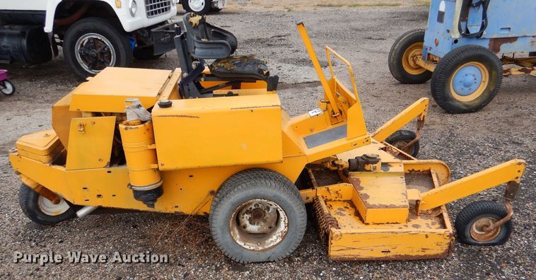 image for item MT9814 Hustler  ZTR lawn mower