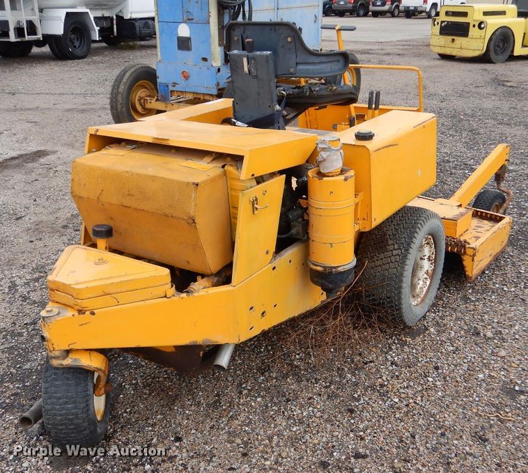 image for item MT9814 Hustler  ZTR lawn mower