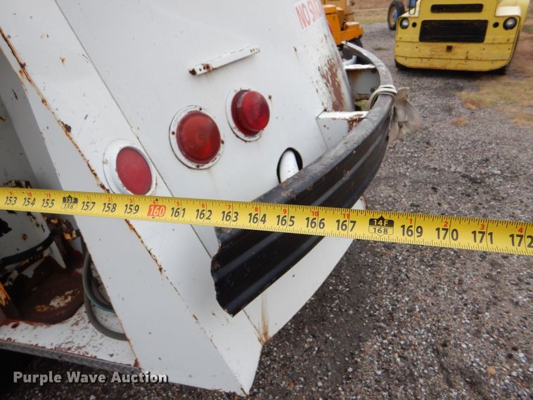 image for item MT9815 Ford 800  fuel truck