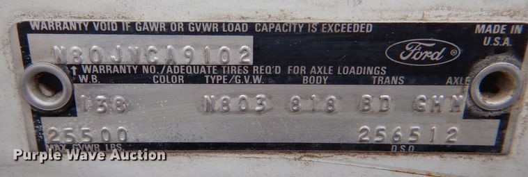 image for item MT9815 Ford 800  fuel truck