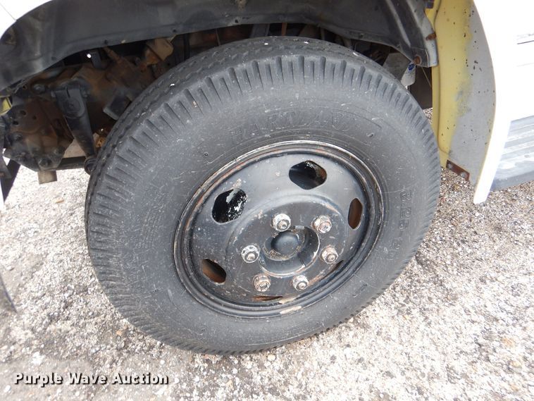 image for item MT9816 1983 Ford F600  fuel truck