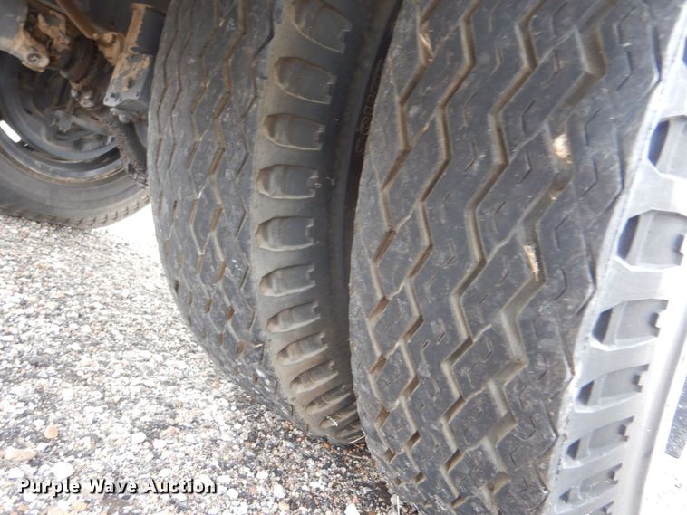 image for item MT9816 1983 Ford F600  fuel truck