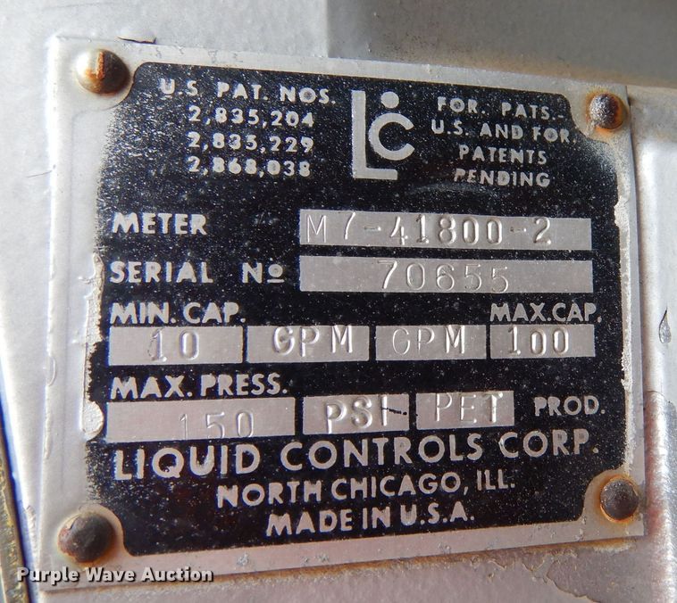 image for item MT9816 1983 Ford F600  fuel truck