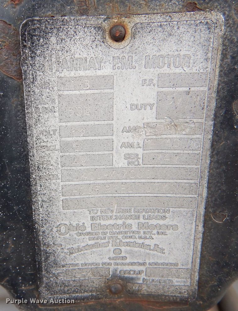 image for item MT9816 1983 Ford F600  fuel truck