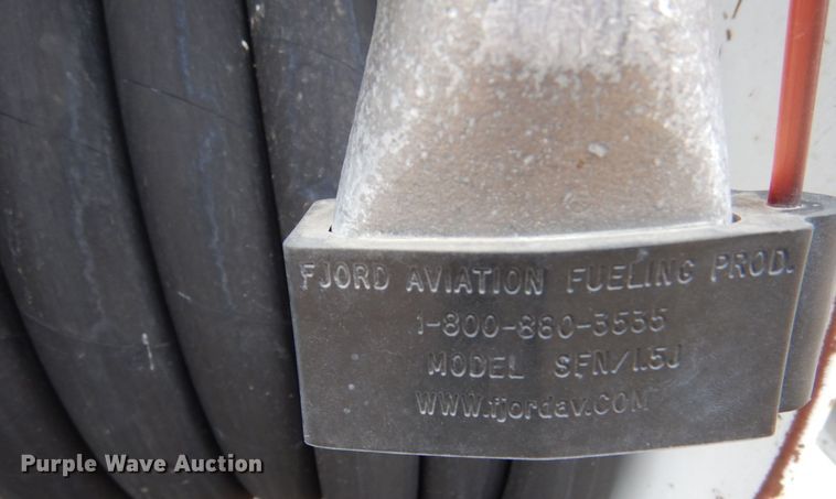 image for item MT9817 1984 International 1654  fuel truck