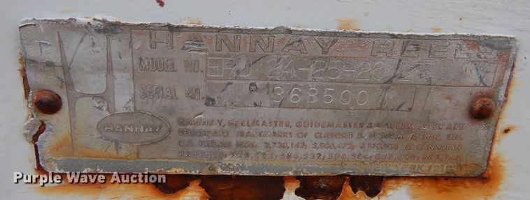 image for item MT9817 1984 International 1654  fuel truck