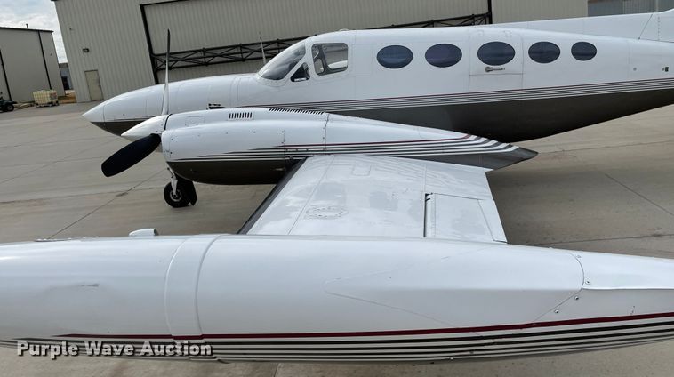 image for item MT9819 1973 Cessna 421B  airplane