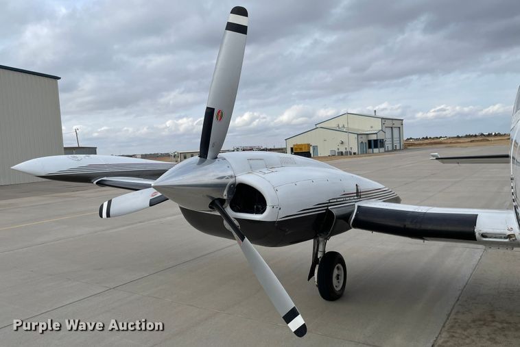 image for item MT9819 1973 Cessna 421B  airplane