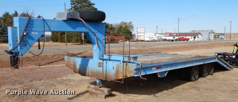image for item MT9839 1986 Trail King TK20H-280  equipment trailer
