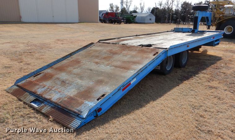 image for item MT9839 1986 Trail King TK20H-280  equipment trailer