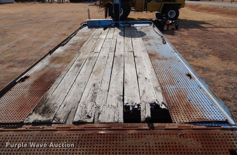 image for item MT9839 1986 Trail King TK20H-280  equipment trailer