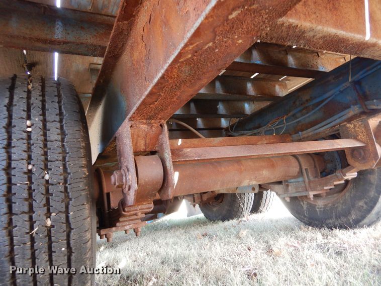 image for item MT9839 1986 Trail King TK20H-280  equipment trailer