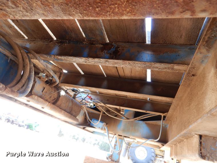 image for item MT9839 1986 Trail King TK20H-280  equipment trailer