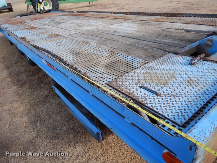 image for item MT9839 1986 Trail King TK20H-280  equipment trailer