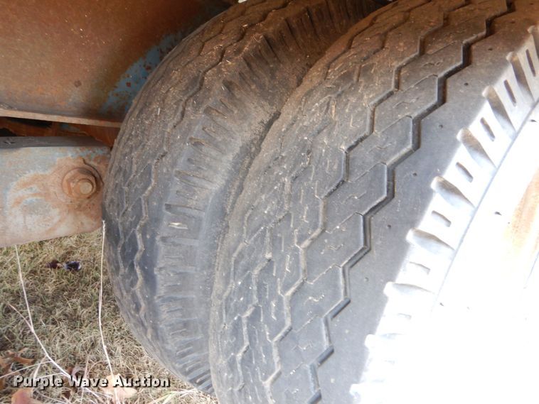 image for item MT9839 1986 Trail King TK20H-280  equipment trailer