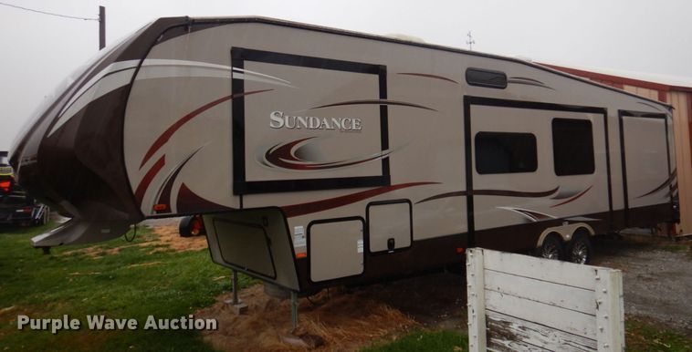 image for item MW9377 2014 Heartland 3400QB Sundance  camper