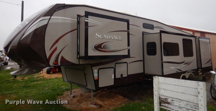 image for item MW9377 2014 Heartland 3400QB Sundance  camper