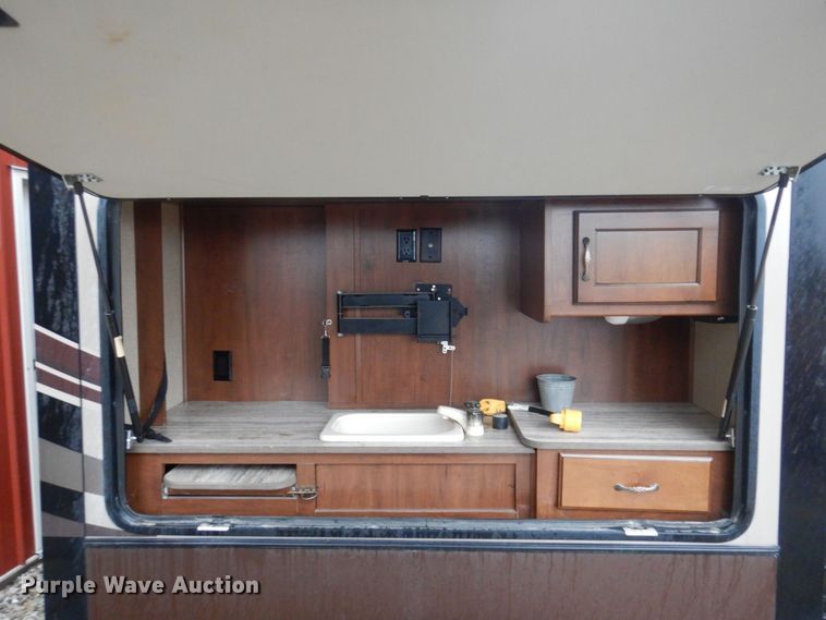 image for item MW9377 2014 Heartland 3400QB Sundance  camper