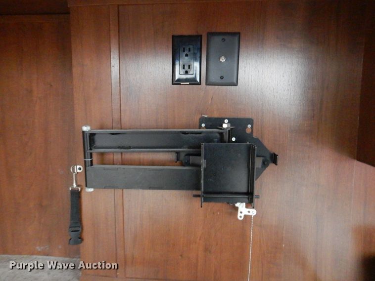 image for item MW9377 2014 Heartland 3400QB Sundance  camper