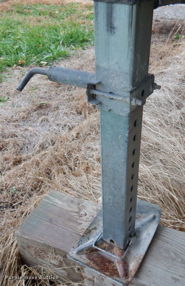 image for item MW9377 2014 Heartland 3400QB Sundance  camper