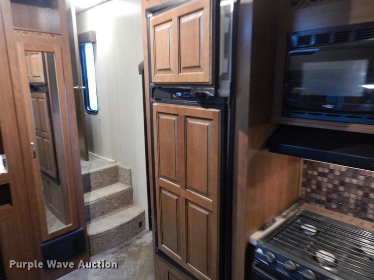 image for item MW9377 2014 Heartland 3400QB Sundance  camper