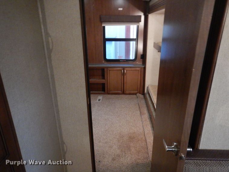 image for item MW9377 2014 Heartland 3400QB Sundance  camper