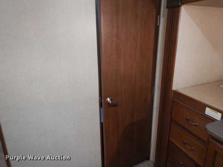 image for item MW9377 2014 Heartland 3400QB Sundance  camper