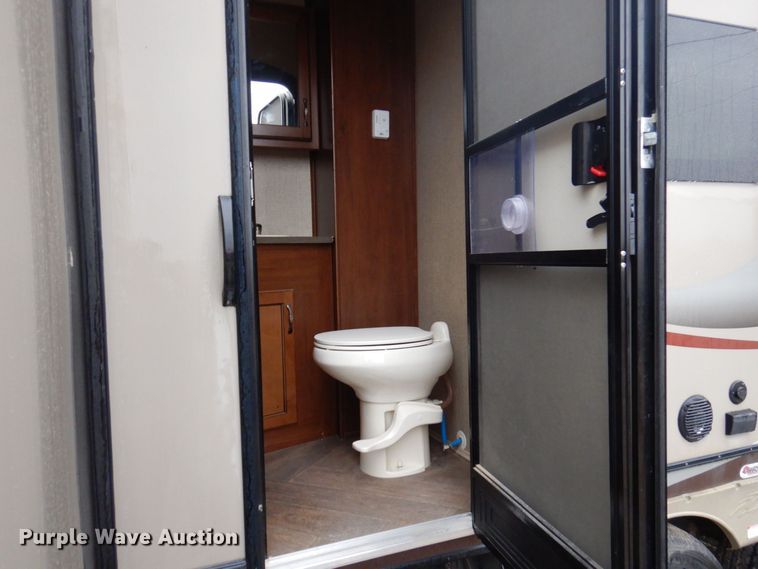 image for item MW9377 2014 Heartland 3400QB Sundance  camper