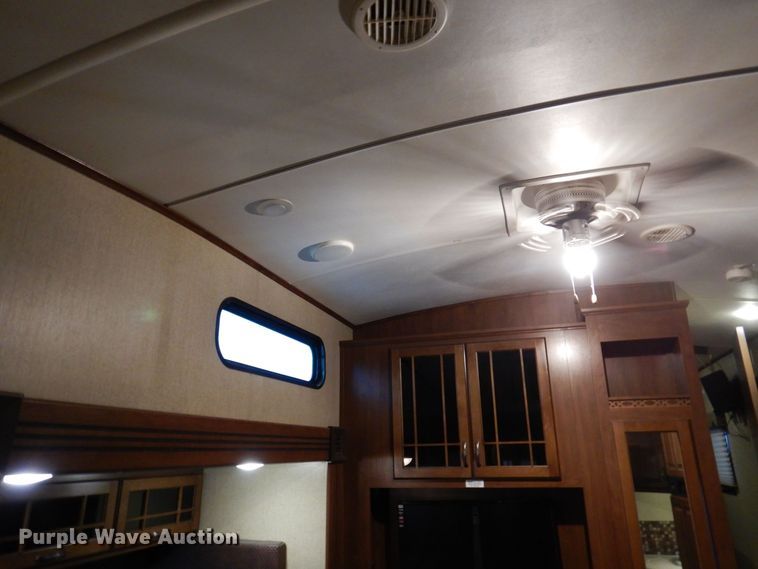 image for item MW9377 2014 Heartland 3400QB Sundance  camper