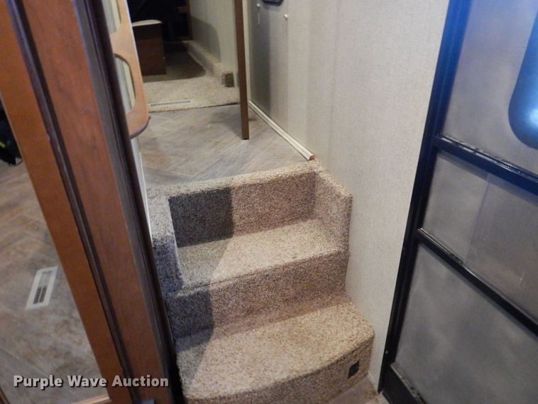 image for item MW9377 2014 Heartland 3400QB Sundance  camper