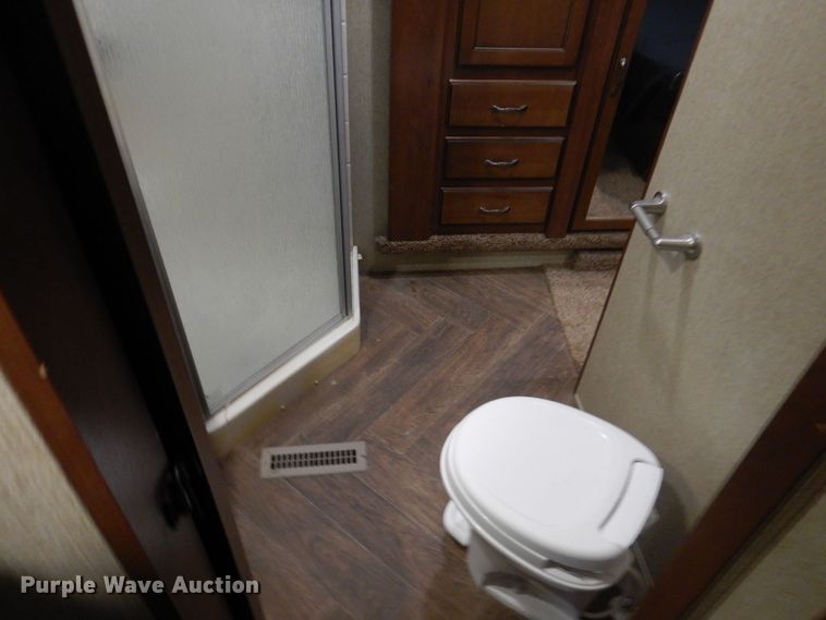 image for item MW9377 2014 Heartland 3400QB Sundance  camper