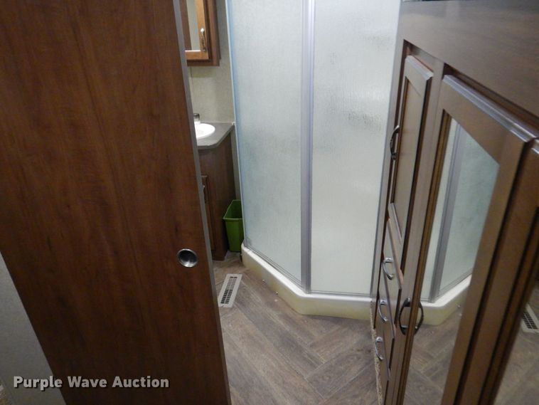 image for item MW9377 2014 Heartland 3400QB Sundance  camper