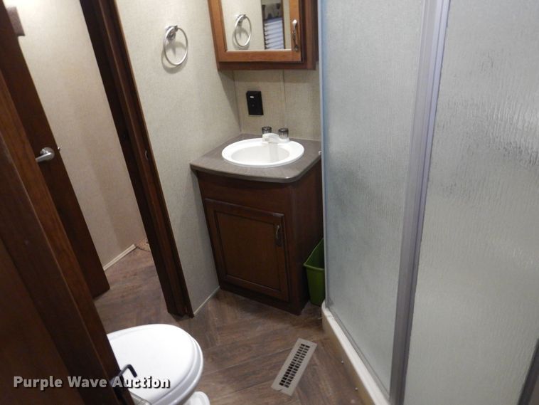 image for item MW9377 2014 Heartland 3400QB Sundance  camper