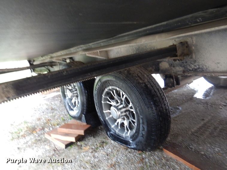 image for item MW9377 2014 Heartland 3400QB Sundance  camper