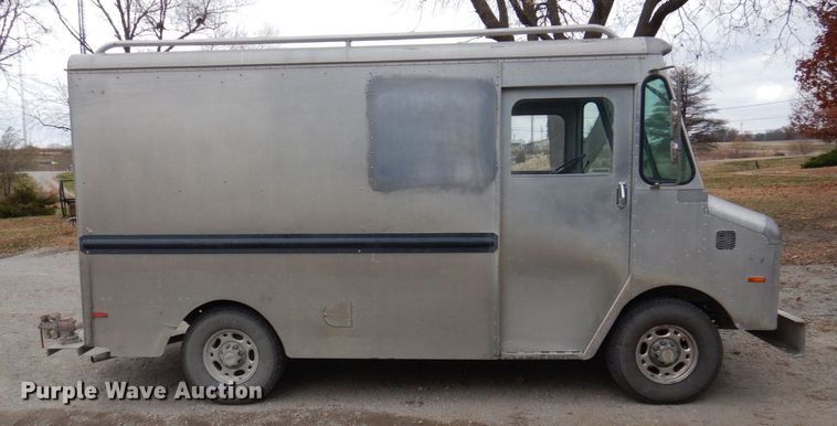 image for item MW9384 1978 Chevrolet  delivery truck