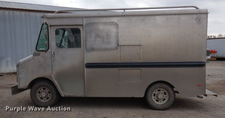 image for item MW9384 1978 Chevrolet  delivery truck