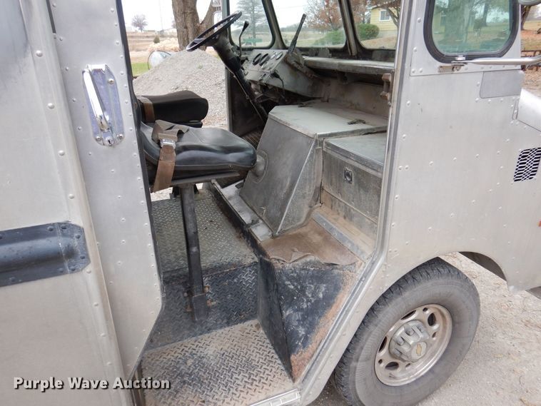 image for item MW9384 1978 Chevrolet  delivery truck