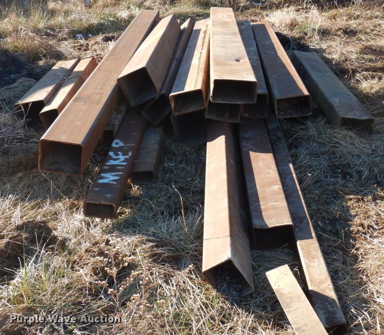 image for item MW9398 Approximately 18 pieces of steel tubing