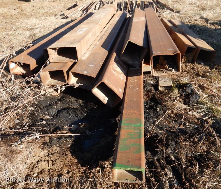 image for item MW9398 Approximately 18 pieces of steel tubing