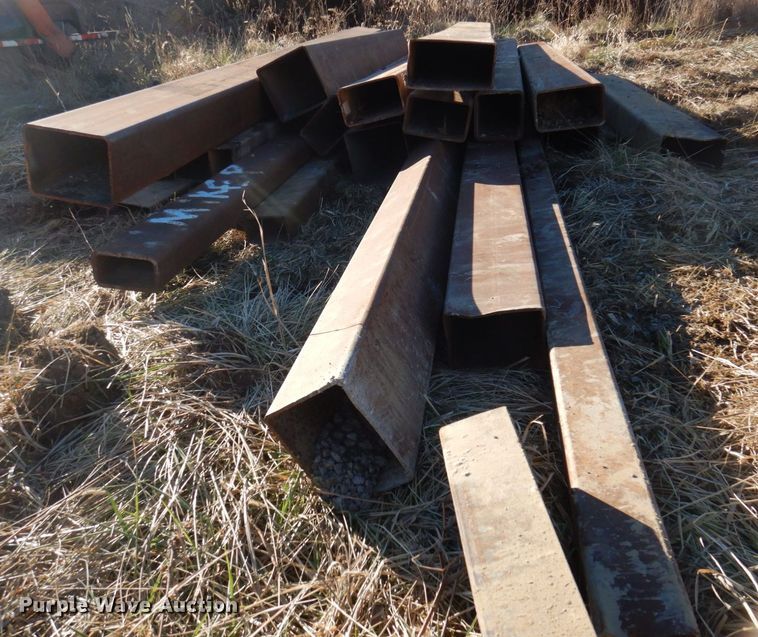 image for item MW9398 Approximately 18 pieces of steel tubing