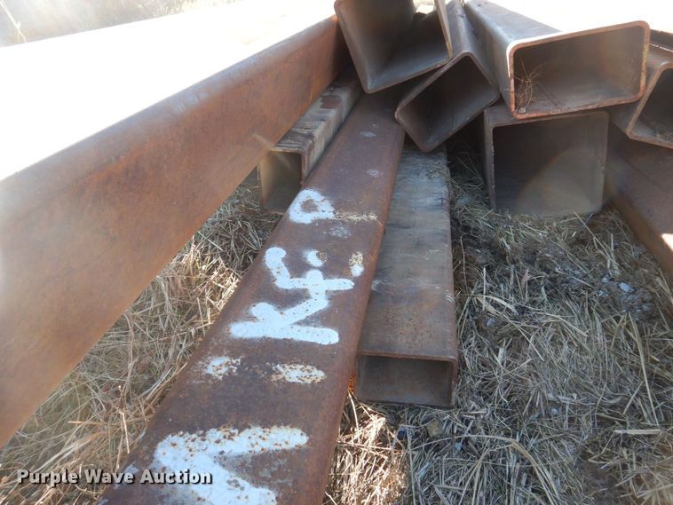 image for item MW9398 Approximately 18 pieces of steel tubing