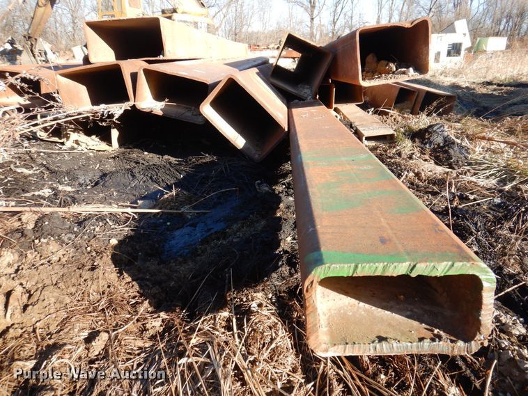 image for item MW9398 Approximately 18 pieces of steel tubing