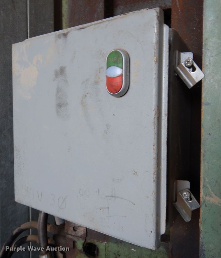 image for item MW9400 Fox Baler  cardboard baler