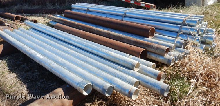 image for item MW9406 Approximately 32 metal pipes
