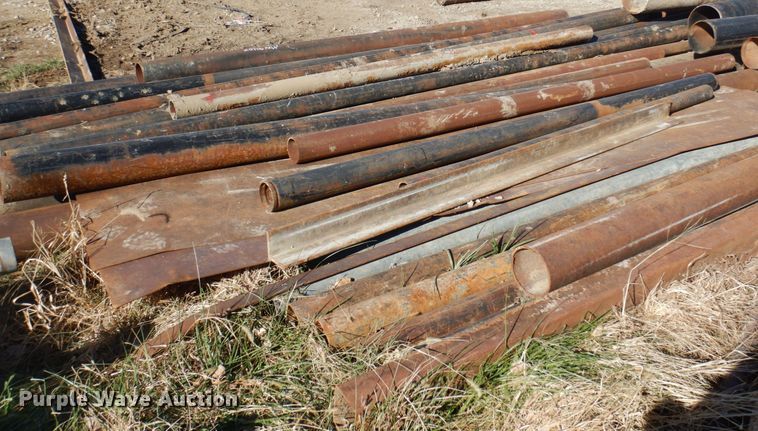 image for item MW9407 Approximately 30 steel pipes