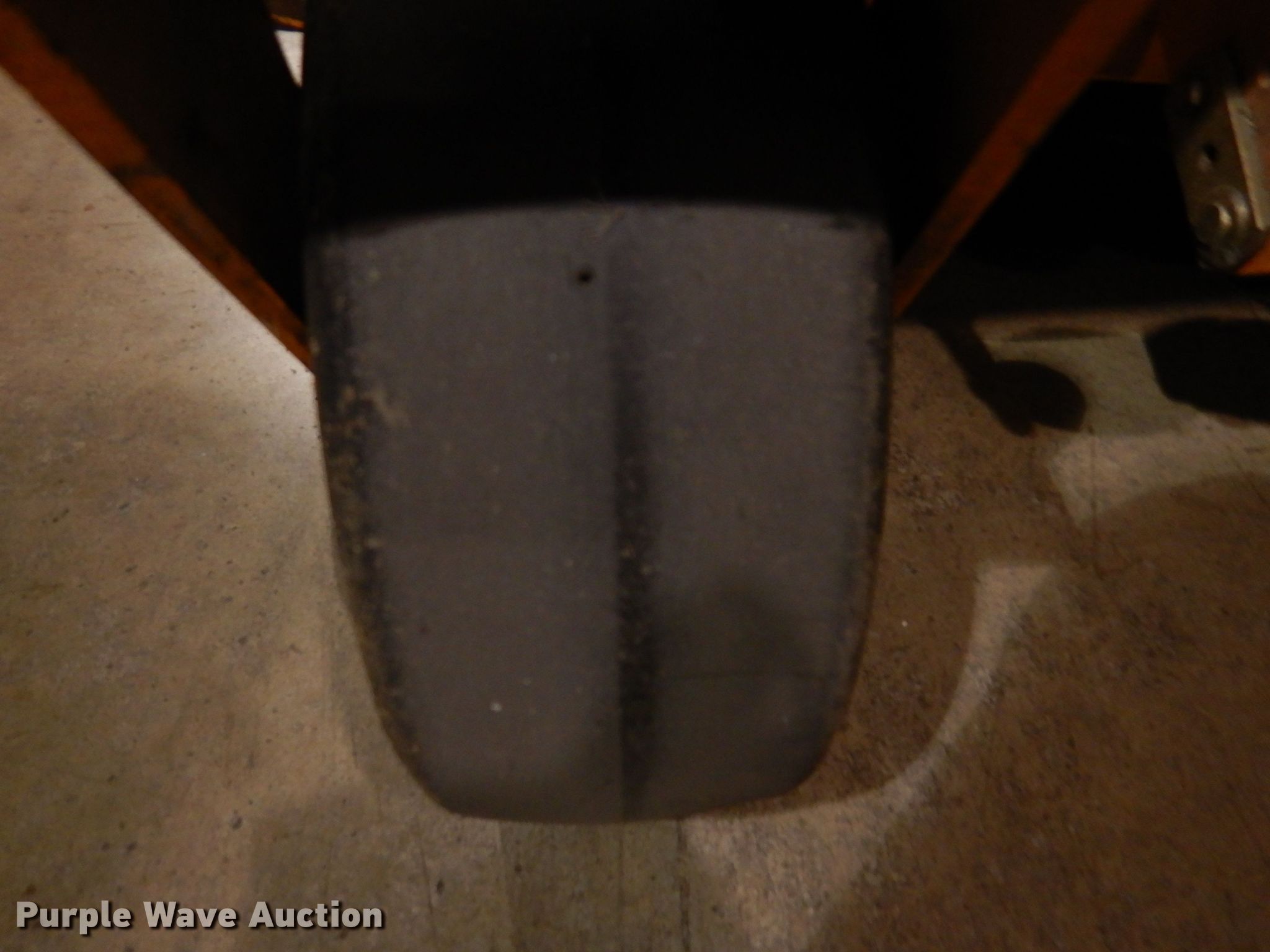 Scag VRide ZTR lawn mower in Urbandale, IA Item KW9715 sold Purple