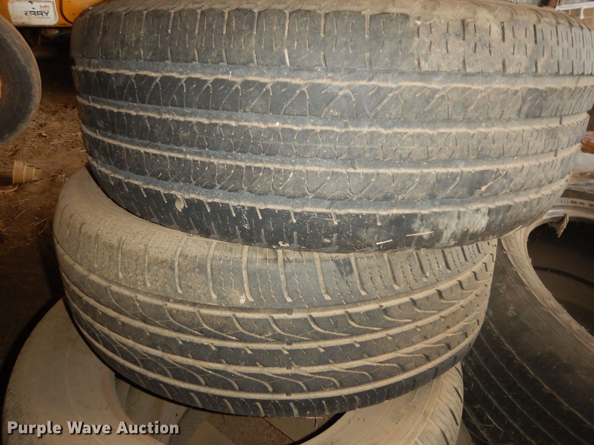 (8) tires in Topeka, KS Item LG9911 sold Purple Wave