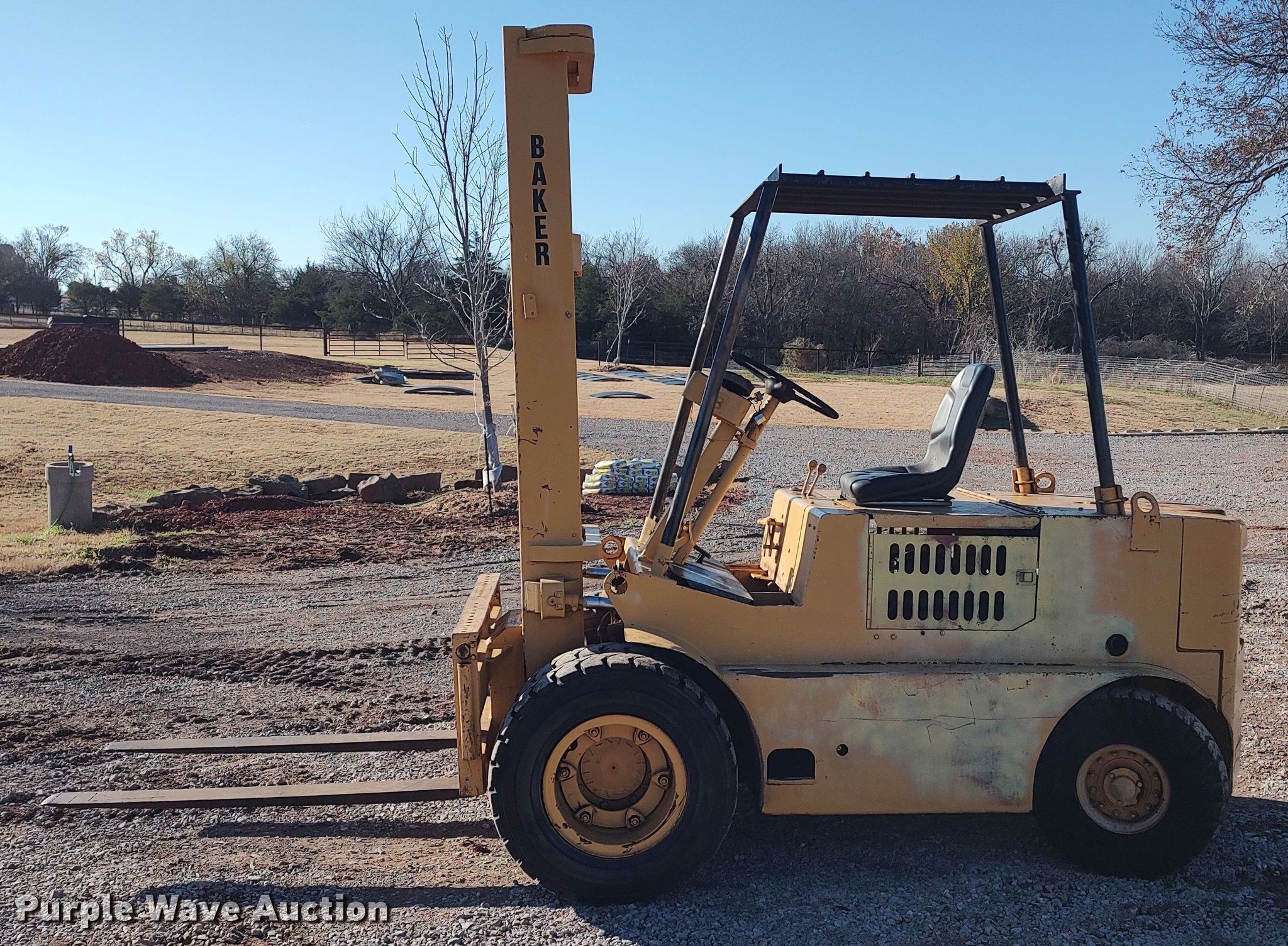 Baker FJF060 forklift in Norman, OK Item LK9379 sold Purple Wave